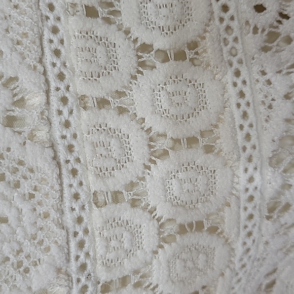 charter CLUB off white beautiful crocheted sleeveless dress. Size is PP - Picture 4 of 8